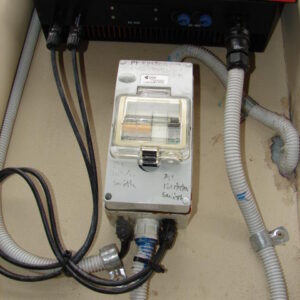 Cabeling & inverter connection realised poorly Cabeling & inverter connection realised poorly
