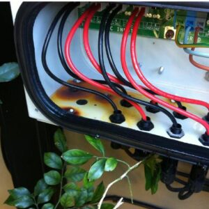 Total lack of waterproofing awareness eventually causing inverter failure Total lack of waterproofing awareness eventually causing inverter failure